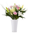 Bouquet lys et hortensia blancs, et roses roses